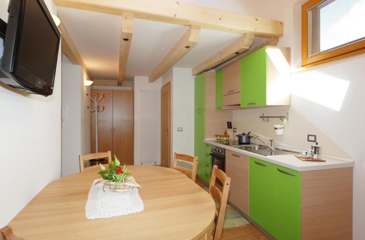 Casa Seler - Appartamento Verde Predazzo Luaran gambar