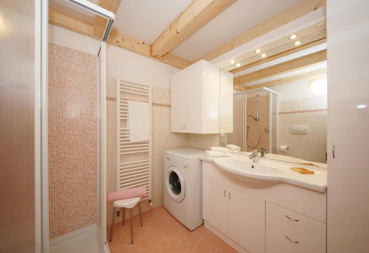 Casa Seler - Appartamento Verde Predazzo Luaran gambar